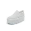 Wenzhou una generación de zapatos de mujer de lona transpirables de suela gruesa 6 cm zapatos casuales de punta redonda zapatos de plataforma de tacón plano para mujer para las cuatro estaciones