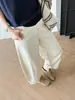 Jeans Rectos de Cintura Alta Color Blanco Crudo con Corte Curvo de Primavera/Verano 0414c03