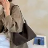 Bolso de axila de gran capacidad de moda retro, nuevo bolso cruzado para el trabajo de principios de otoño de 2026, bolso de hombro de color liso estilo casual