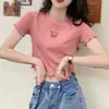 Nova Camiseta Cropped de Cintura Alta para Verão 2026 para Mulheres, Corte Justo, Versátil, Top de Manga Curta com Bordado de Borboleta para Mulheres