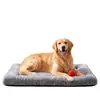 Venta al por mayor de camas para perros de pelo corto para exportación, adecuadas para todas las estaciones, con un diseño cálido y transpirable, directamente de fábrica, ideales para razas grandes