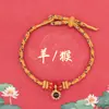 Pulsera de los Ocho Grandes Dioses Guardianes y los Doce Signos del Zodíaco 2026 con Proyección Micrograbada, Pulsera de Hilo Rojo Tejida a Mano para Hombres y Mujeres