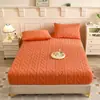 Conjunto de Roupa de Cama de Veludo de Leite Venda Quente Transfronteiriça Três Peças Simples Cor Sólida Protetor de Colchão Inverno Mais Veludo Roupa de Cama de Comércio Exterior