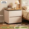 Mesita de noche de madera maciza cuidadosamente seleccionada, modelo nuevo para uso doméstico, lujo ligero, estilo vintage pequeño color crema, mueble de almacenamiento de alta gama para mesita de noche