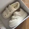 Sapatos Brancos Respiráveis para Primavera e Outono 2026 para Mulheres Versátil Casual Bico Redondo Fofo Velcro Estudante Esportes Sapatos Individuais Femininos