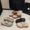 Meias-sapatos Femininas de Solado Grosso com Trama Vazada na Ponta para Uso Externo no Verão 2026 Novo Estilo Estilo Resort Combine com Saias Sandálias Romanas