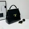 Bolso de Silla de Montar Simple de Moda 2025, Bolso de Mano Elegante y Versátil de Color Sólido, Bolso de Hombro y Cruzado para Mujer de Comercio Exterior Transfronterizo