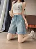 Shorts vaqueros azules rotos estilo americano para mujer 2026, nuevos shorts de verano de cintura alta rectos con borde crudo de longitud media
