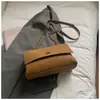 Cadena de Invierno Bolso de Mujer Súper Trendy Modelo Nuevo 2026 Moda de Alta Gama Bolso de Hombro Sencillo Bolso Cruzado Versátil para el Trabajo