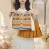 Conjunto para Meninas Outono Novo Estilo Bebê Estiloso Suéter Colete Fair Isle Renda Camada Base Calça Wide-Leg Infantil Tendência