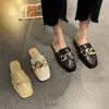 Pantuflas de Verano para Mujer para Exteriores, Medio Cubiertas, Nuevo Estilo de Verano 2025, Mocasines Planos de Punta Cuadrada para Mujer, Zapatos de Deslizamiento a la Moda