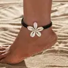 Estilo vacacional bohemio flor tejida con concha cuenta de madera cuerda collar ajustable para mujer joyería al por mayor