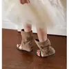 Botas abiertas de tacón de bloque retro muy estilosas para mujer, nuevas botas frescas de verano de caña corta con correa en el tobillo abiertas en la punta, botas sexys para chicas calientes