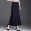 Saia sereia moderna para mulheres, novo estilo outono e inverno 2026, cintura alta, elegante, comprimento médio, caimento justo, valoriza a silhueta, justa ao corpo, barra larga