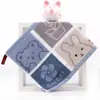 Venta al por mayor de fábrica toalla cuadrada 35*35 suave absorbente engrosada toalla pequeña puesto cuadrado supermercado toalla para babas