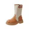 Botas retro de bloques de color hasta la mitad de la pantorrilla para mujer, nueva colección otoño/invierno 2026, con tacón grueso, detalle de hebilla y estilo vaquero/jinete occidental, botas de moda