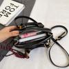 Bolso cruzado de cuero suave de nicho transfronterizo para mujer, nueva moda 2025, bolso bandolera de hombro combinable, bolso de concha portátil de alta gama