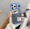 Capa de Celular Masculina Estilo Adesivo de Marca Tendência Estilo Americano com Proteção Completa da Lente, Adequada para Todas as Séries de iPhone, Capa Fosca Amigável à Pele de PC