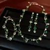 Aretes de gota de agua geométricos de circón, pulsera, collar, cadena para la clavícula de nicho de lujo ligero de alta gama, conjunto de joyería elegante y único