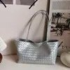 Bolsa Tote Grande Capacidade Retrô Feminina Novo Estilo Fashionável Versátil Bolsa para o Dia a Dia Estilo Coreano Nicho Bolsa de Ombro Trançada