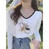 Camiseta elegante e única com blocos de cor e decote V de manga longa para mulheres, apresentando uma estampa floral em cinza claro, perfeita como segunda pele ou top base estilo coreano para o outono