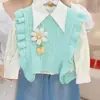 Traje de Otoño para Niña Estilo Nuevo Infantil 2025 Chaleco Suéter de Punto Camisa Jeans Primavera y Otoño Conjunto de Tres Piezas