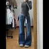 Calça Jeans Flare Soltinha para Mulheres, Novo Estilo com Textura de Bambu, Estilo Americano, Cintura Baixa, Corte Slim, Valoriza a Silhueta, Casual, Com Caimento, Formato Pera