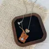 Collar Colgante de Oso Cafetero Marrón Retro para Mujer, Cadena de Suéter de Diseño de Nicho de Lujo Ligero, Cadena para Clavícula de Otoño e Invierno