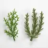 Planta verde de simulación de alta calidad, pino de tres ramas y hojas de ciprés, material de decoración para tocado, diadema, flor para pastel de cumpleaños, hecho a mano, bricolaje