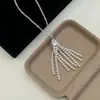 Collar de Borlas de Perlas Estilo Mismo que el de Bloguera Coreana para Mujer, Nuevo Collar Largo Versátil de Seda Floral con Ágata Blanco Perla para Primavera y Verano