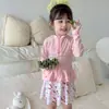 Traje de Baño Nuevo Estilo para Niñas, Manga Larga Protección Solar Aguas Termales Secado Rápido Infantil Moderno Estilo Coreano