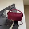 Bolso de Mano Sencillo para Mujer 2026 Nuevo Retro Casual Textura de Alta Calidad Bolso de Hombro Único Cruzado Bolso Cubo de Moda