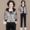 Conjunto de Três Peças com Qualidade Garantida, Confortável e Rejuvenescedor, Novo Conjunto Esportivo Emagrecedor de Primavera e Outono para Mães de Meia-Idade, Roupa de Primavera da Moda