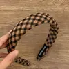 Diadema con Diseño de Corona Alta para Hacer que el Rostro Parezca Más Pequeño, Lujo Ligero, Antideslizante, Tejido, Patrón de Cuadros y Lunares, Sensación de Alta Gama para Adultos y Mujeres Jóvenes