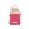 Bolsa Feminina com Bordado Pesado Toque de Luxo Novo Estilo 2026 Estilosa de Celebridade da Internet Bolsa Saco Simples Transversal Bolsa de Mão com Pérolas