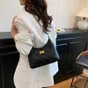 Bolso acolchado de moda estilo Chanel 2026 Nuevo bolso de cadena versátil para hombro para mujer, adecuado para ir al trabajo