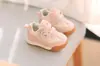 Zapatillas de Entrenamiento para Niños Primavera y Otoño 2026 Zapatos Deportivos para Niños Tenis Casuales Zapatos Blancos para Niñas Zapatos para Bebé con Suela Suave