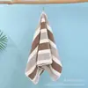 Nueva Toalla de Terciopelo Coral Rayas Finas al por Mayor Suave Absorbente Sin Pelusa Toalla Facial Engrosada Toallita Facial Toalla de Mano