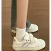 Nuevos Zapatos de Lona Blancos Otoño 2026 de Moda Versátiles con Estrellas de Lona con Cordones Estilo Estudiante para Mujer Casual Zapatos de Tabla