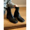 Botines de tacón alto para mujer Chuyuji 2026 Otoño/Invierno Nuevos Botines tipo Martin de punta cuadrada para mujeres petite con tacón grueso para un look estilizado
