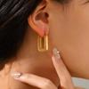 Pendientes sencillos y versátiles de diseño minimalista estilo europeo y americano, pendientes rectangulares lisos de acero inoxidable en oro de 18 quilates, de alta gama para mujer.