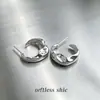 Pendientes de Aro Pequeños Básicos Plateados Estilo Minimalista ~ Versátiles y Elegantes Nuevos Pendientes de Moda 2026 para Mujer Accesorios para Orejas en Forma de C