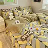 Juego de Ropa de Cama de Franela Gruesa de Algodón Puro de Cuatro Piezas Ropa de Cama 100% Algodón Otoño e Invierno Funda Nórdica Sábana Sábana Ajustable Juego de Tres Piezas