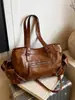 Bolsa Tote Grande Capacidade para Mulheres, Nova Coleção Outono/Inverno 2025, Casual Versátil, Bolsa de Ombro para o Dia a Dia, Bolsa Vintage de Motocicleta