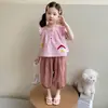 Conjunto sem mangas para meninas 2026 Novo Estilo Verão Infantil Fino Xadrez Calça Anti-Mosquito Conjunto de Duas Peças Roupas da Moda para Bebês Meninas