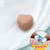 Camisa transfronteriza con cierre magnético fuerte en forma de corazón para asegurar puños, pañuelos para la cabeza, bufandas de seda y chales; cierre magnético para prevenir la exposición del cuello