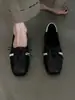 Em estoque 2026 novos estilosos sapatos de treino alemães de verão e outono, estilo balé, sola macia, corte baixo, respiráveis, slip-on