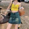 Saia Jeans de Cintura Alta para Garota Popular Saia Média Azul Retrô Primavera 2025 Versátil Saia Evasê Quadril Moda Feminina