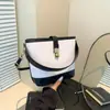 Bolso de Cubo Tejido Casual de Textura de Alta Calidad 2024 Nuevo Moderno Combinable con Todo Bolso de Hombro Cruzado con Indentación para Mujer