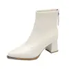 Botas Femininas Curtas Bico Fino 2026 Outono/Inverno Nova Moda Botas Emagrecedoras Zíper Traseiro Salto Bloco Elegante Francês Salto Alto Botas Martin